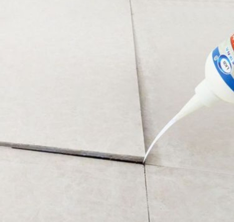 让胡路瓷砖空鼓维修公司分享卫生间瓷砖脱落的原因可能有以下几点